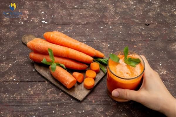Cách làm sinh tố dứa cà rốt đơn giản ngay tại nhà