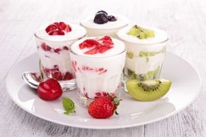 Top 9 cách làm sinh tố sữa chua giảm cân siêu đơn giản tại nhà