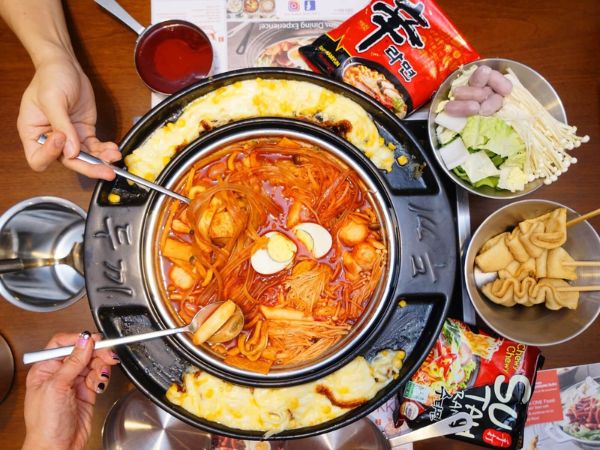 1 bữa lẩu tokbokki bao nhiêu calo, một, dookki, gà, ăn có béo không, phần, bánh gạo hàn quốc, lắc phô mai, 100gr, 100g, calories