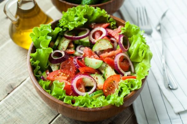 sốt trộn salad giảm cân, cách làm sốt trộn salad giảm cân, các loại sốt trộn salad giảm cân, các loại nước sốt trộn salad giảm cân, salad trộn sốt mayonnaise giảm cân