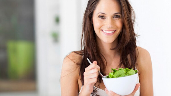 sinh tố rau bina giảm cân, nước ép rau bina giảm cân, ăn rau bina giảm cân, giảm cân bằng rau bina, salad rau bina giảm cân, giảm cân với rau bina
