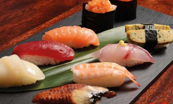 ăn sushi có béo không, ăn sushi có mập không, ăn sushi có giảm cân không, sushi bao nhiêu calo